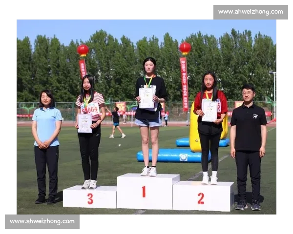 西航二校 U13 女足勇夺区赛冠军！技术与意志铸就青春荣耀